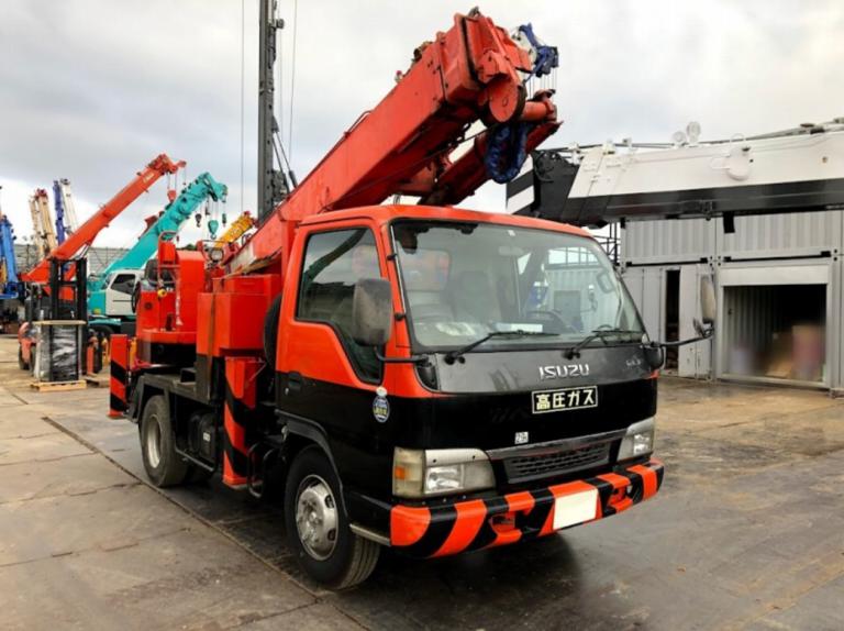 UJ098 (建柱車)